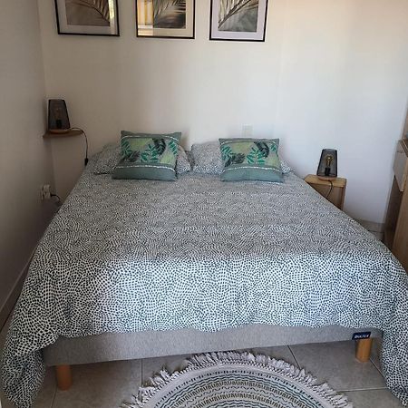 T2 Climatise A 5 Minutes A Pied De La Plage Avec Parking, Piscine Et Wifi Fréjus Exterior foto